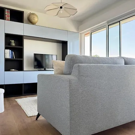 Apartment Renove Vue Mer,